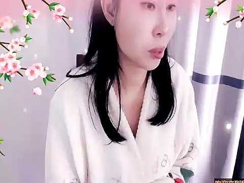 xiaoxuer online show from 01.08.25
