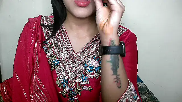 Snapshot of Princess_noorjahan chatting on 01.10.25 Princess noorjahan online show from 01.10.25