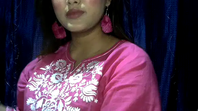 Snapshot of Princess_noorjahan chatting on 01.12.26 Princess noorjahan online show from 01.12.26