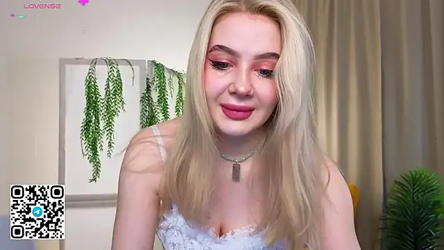 oliviabr0wn0 online show from 02.16.26