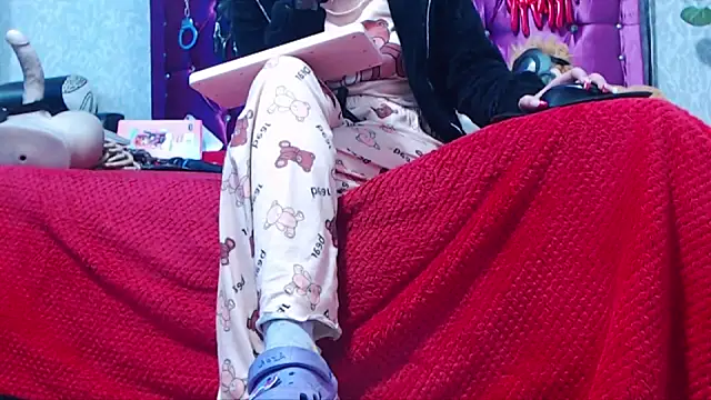 AyshaScott online show from 02.26.26