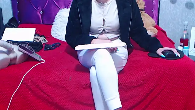 AyshaScott online show from 03.08.26