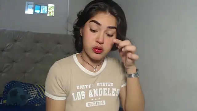 Melody phillips2 online show from 11.05.25