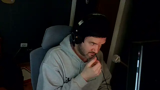 Snapshot of Stix_Zadinia chatting on 02.12.26 Stix Zadinia online show from 02.12.26