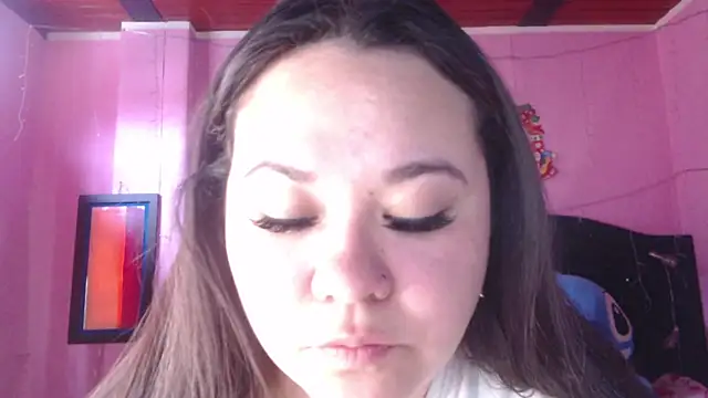 NikkiRous  online show from 09.08.25