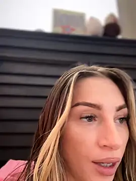 BrattyBae xo online show from 07.19.26
