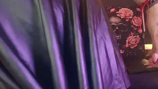 EvaaFoxxy1 online show from 04.10.26