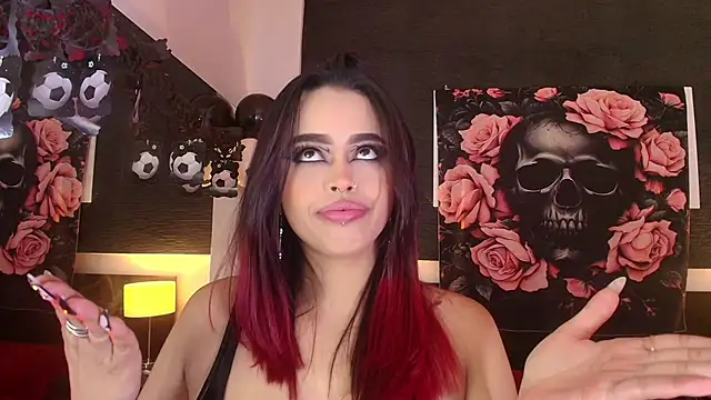 Snapshot of EvaaFoxxy1 chatting on 06.27.26 EvaaFoxxy1 online show from 06.27.26