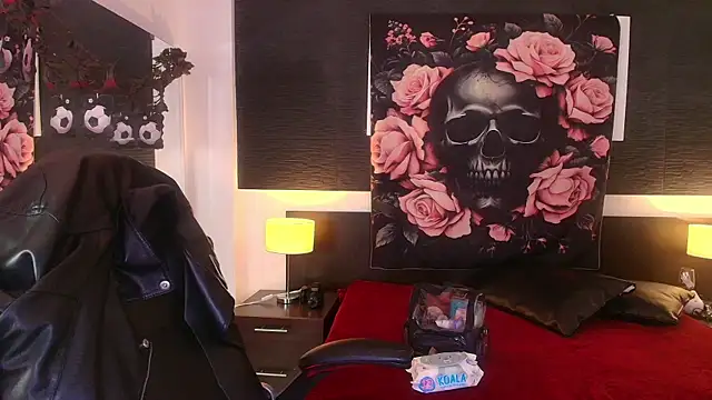 Snapshot of EvaaFoxxy1 chatting on 07.15.26 EvaaFoxxy1 online show from 07.15.26