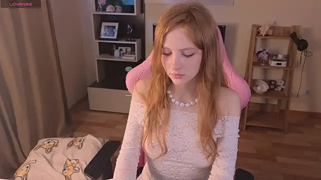 Snapshot of rara_ruru chatting on 03.16.25 rara ruru online show from 03.16.25