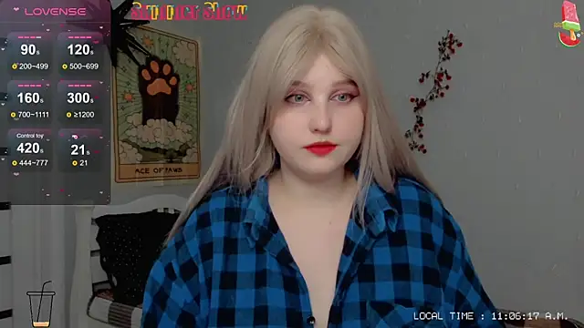 Snapshot of Crystal_Chris chatting on 01.14.25 Crystal Chris online show from 01.14.25