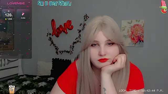 Snapshot of Crystal_Chris chatting on 03.05.25 Crystal Chris online show from 03.05.25