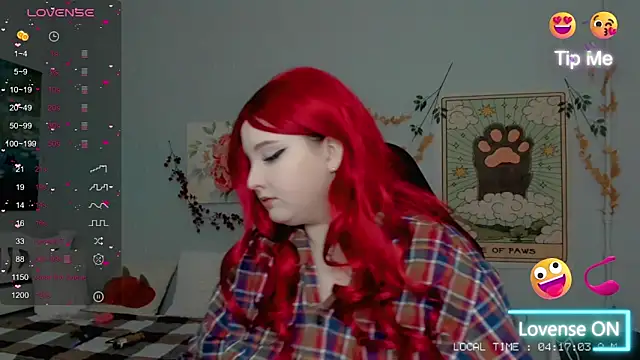 Snapshot of Crystal_Chris chatting on 11.06.25 Crystal Chris online show from 11.06.25