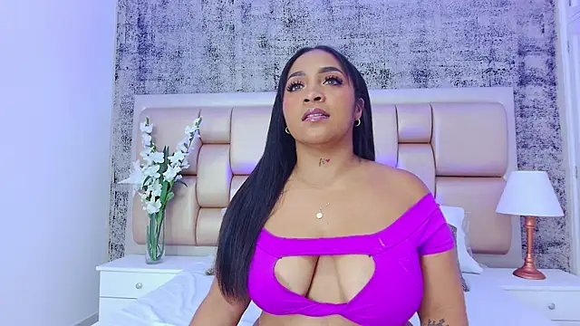 KateVenegas online show from 01.29.25