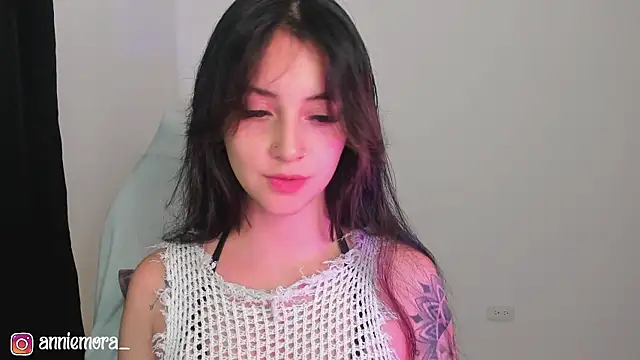 Snapshot of annie_mora chatting on 01.24.25 annie mora online show from 01.24.25