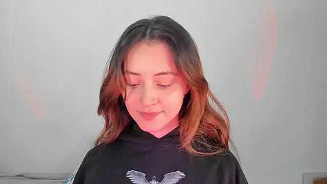 Snapshot of annie_mora chatting on 11.22.25 annie mora online show from 11.22.25