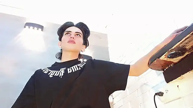 Snapshot of Daniela_Pink_ chatting on 09.13.25 Daniela Pink online show from 09.13.25