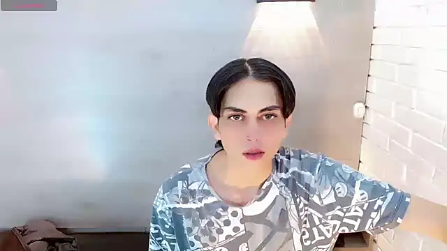 Snapshot of Daniela_Pink_ chatting on 09.18.25 Daniela Pink online show from 09.18.25