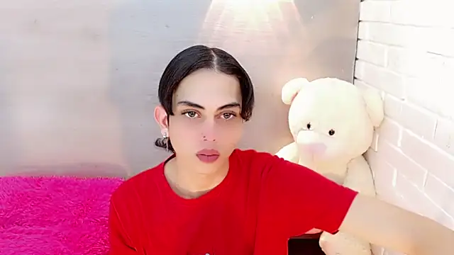 Snapshot of Daniela_Pink_ chatting on 09.25.25 Daniela Pink online show from 09.25.25