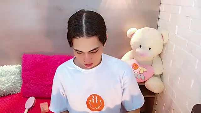 Snapshot of Daniela_Pink_ chatting on 09.26.25 Daniela Pink online show from 09.26.25