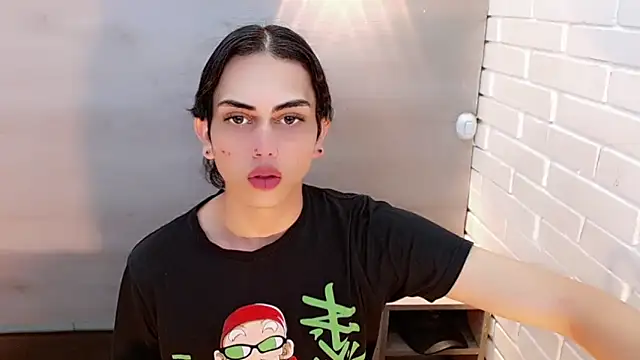 Snapshot of Daniela_Pink_ chatting on 10.12.25 Daniela Pink online show from 10.12.25