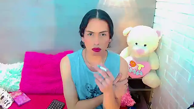 Snapshot of Daniela_Pink_ chatting on 11.08.25 Daniela Pink online show from 11.08.25