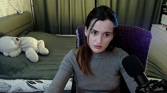 KiraYammy online show from 12.19.24