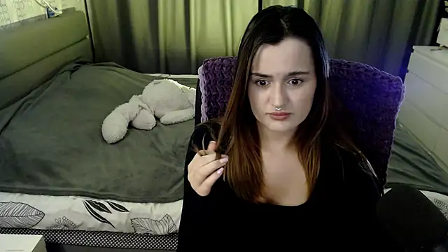 KiraYammy online show from 12.20.24