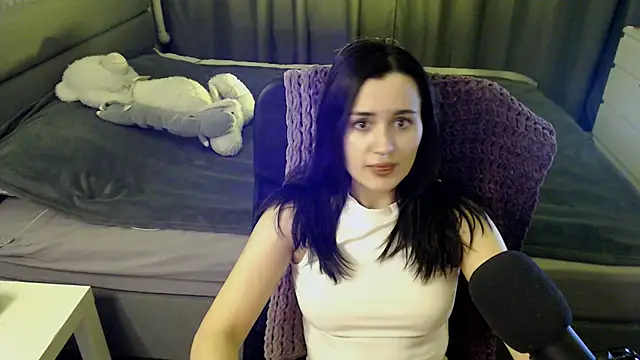 KiraYammy online show from 12.23.24