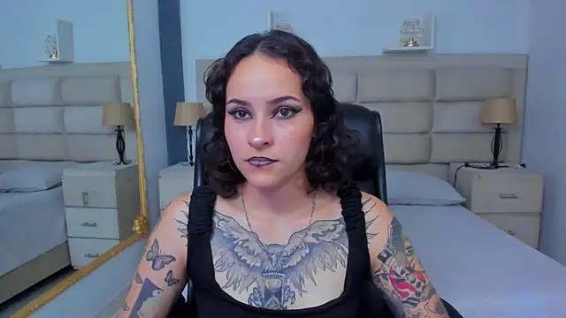 AnnyThompson  online show from 10.13.25