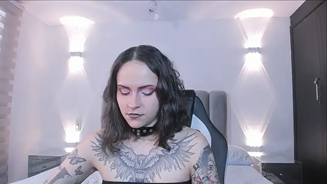 AnnyThompson  online show from 01.14.26