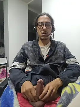 dirtytw0230 online show from 03.17.26