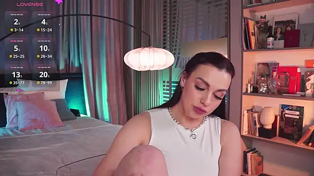 LunaNight online show from 01.26.25