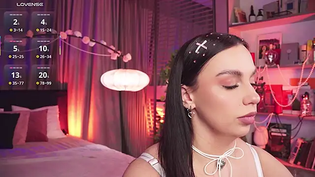 LunaNight online show from 02.12.25