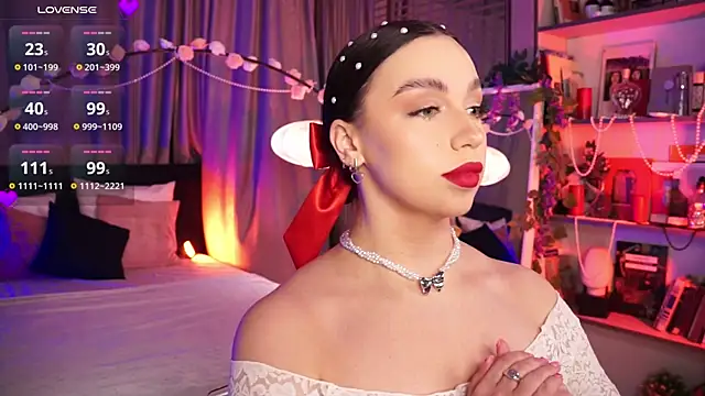 LunaNight online show from 02.15.25