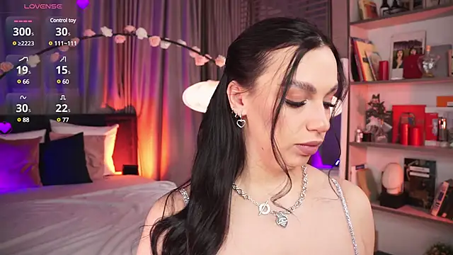 LunaNight online show from 03.01.25