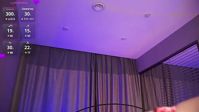 LunaNight online show from 03.11.25