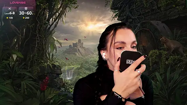 LunaNight online show from 10.27.25