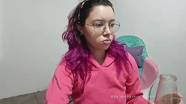 WandaDoll online show from 12.15.25