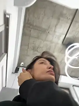 BabeRainbow online show from 12.24.24