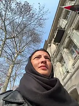 BabeRainbow online show from 02.07.25