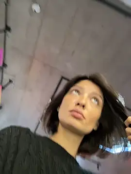 BabeRainbow online show from 02.16.25