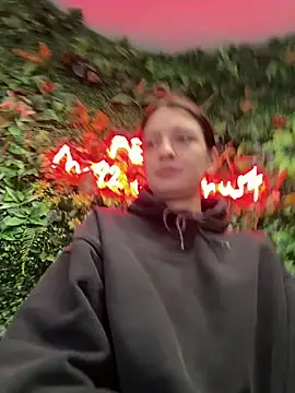 BabeRainbow online show from 03.05.25