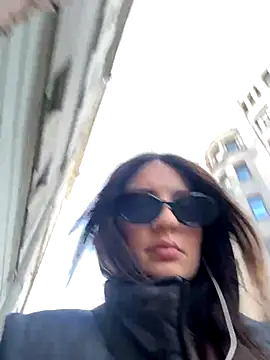 BabeRainbow online show from 10.07.25