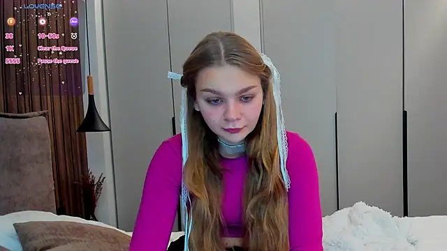 Molly sweetie online show from 11.03.25