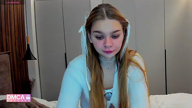 Molly sweetie online show from 11.20.25