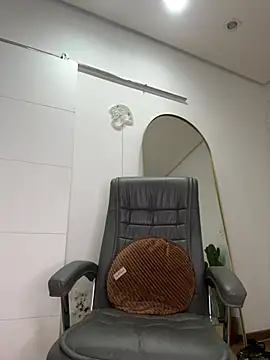 Nikatsu online show from 03.08.25