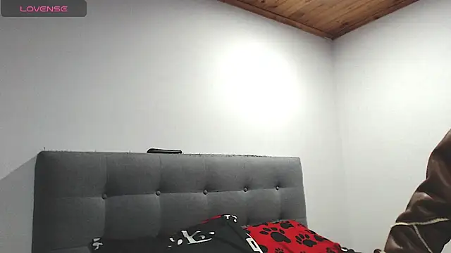 MagicStephany  online show from 02.14.26