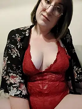 Snapshot of minierose chatting on 01.20.25 minierose online show from 01.20.25