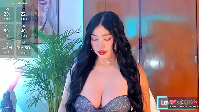 Snapshot of Abbye_blue01 chatting on 09.24.25 Abbye blue01 online show from 09.24.25